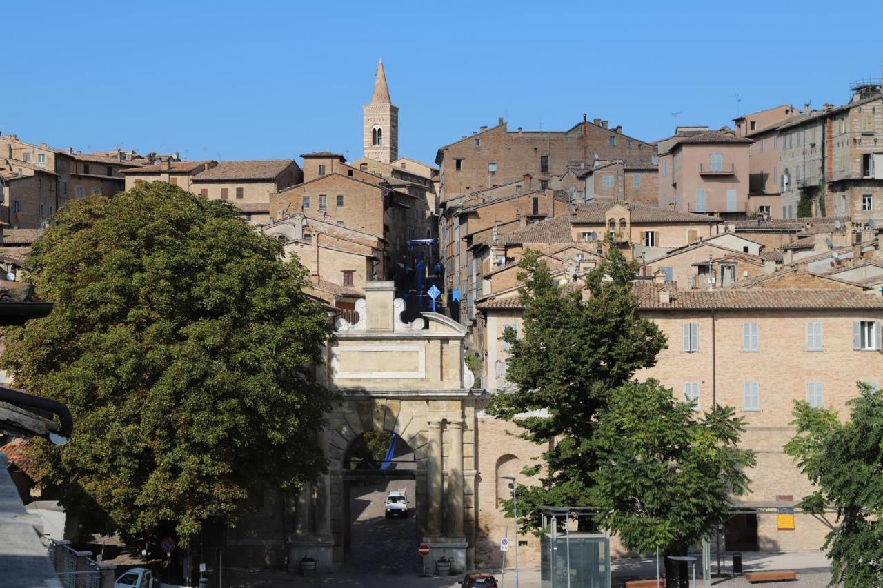 Balcone Sulle Meraviglie ウルビーノ エクステリア 写真